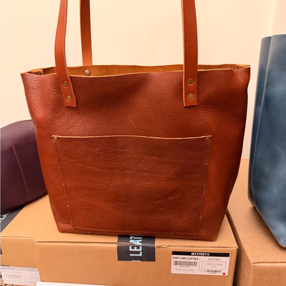 Portland leather large classic tote in nutmeg  NWOT - Picture 10 of 10